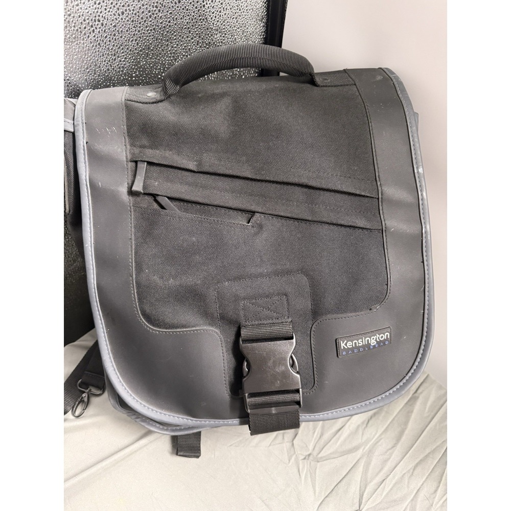 Xbox 360 20GB Console Bundle w/ Controller + Kensington Case – UNTESTED AS-IS